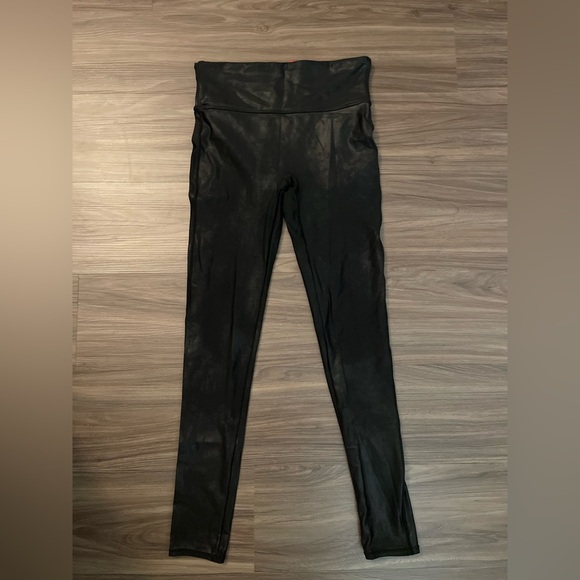SPANX High Waist Black Leggings with Red Tag size L - Picture 1 of 4